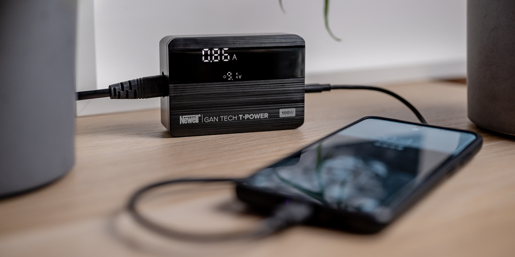 Ładowarka sieciowa Newell GaN Tech T-power 100 W